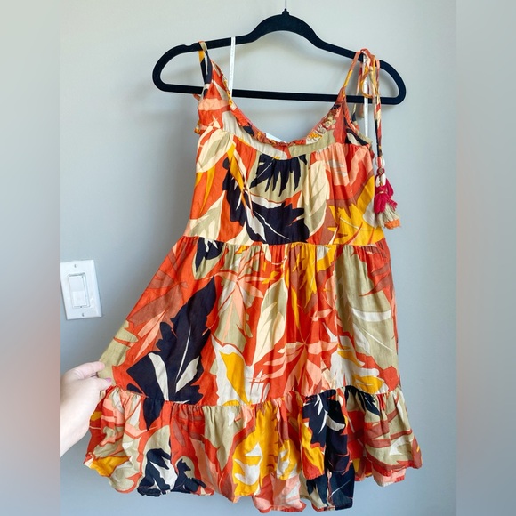 Gorgeous Unique Beach Coverup Dress - Picture 4 of 8